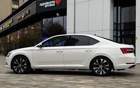 Skoda Superb III рестайлинг, 2016 год, 2 550 000 рублей, 9 фотография