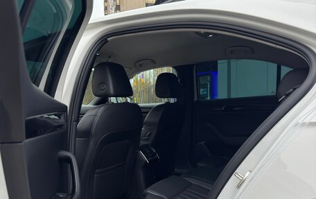 Skoda Superb III рестайлинг, 2016 год, 2 550 000 рублей, 12 фотография