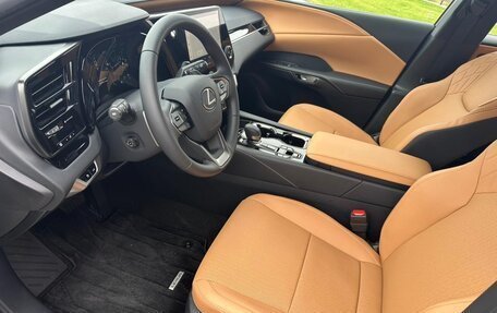 Lexus RX IV рестайлинг, 2025 год, 7 800 000 рублей, 3 фотография