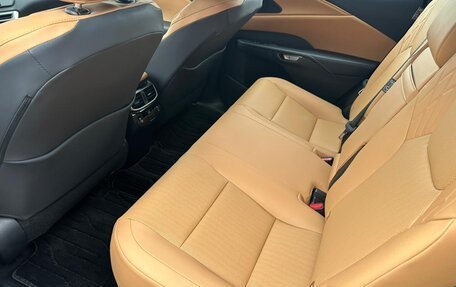 Lexus RX IV рестайлинг, 2025 год, 7 800 000 рублей, 4 фотография