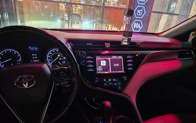 Toyota Camry, 2017 год, 2 100 000 рублей, 1 фотография