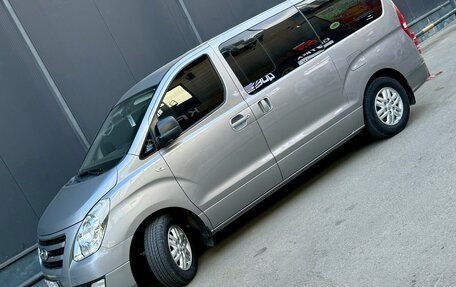 Hyundai Grand Starex Grand Starex I рестайлинг 2, 2016 год, 2 380 000 рублей, 3 фотография