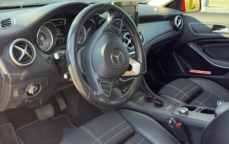 Mercedes-Benz GLA, 2016 год, 2 000 000 рублей, 11 фотография