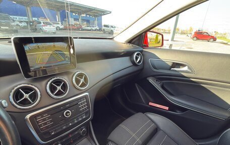 Mercedes-Benz GLA, 2016 год, 2 000 000 рублей, 13 фотография