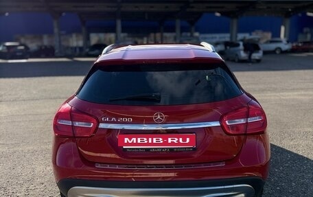 Mercedes-Benz GLA, 2016 год, 2 000 000 рублей, 16 фотография