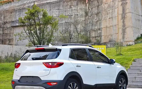 KIA Stonic, 2020 год, 1 500 000 рублей, 6 фотография