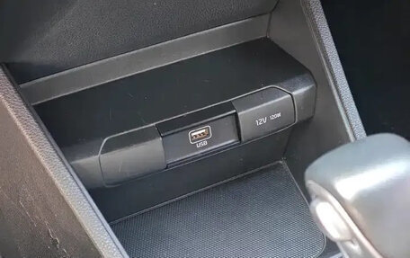 KIA Stonic, 2020 год, 1 500 000 рублей, 19 фотография