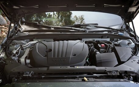Volvo V60 Cross Country II, 2022 год, 3 850 000 рублей, 10 фотография