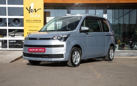 Toyota Spade, 2014 год, 895 000 рублей, 2 фотография