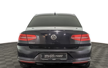 Volkswagen Passat B8 рестайлинг, 2018 год, 1 850 000 рублей, 6 фотография