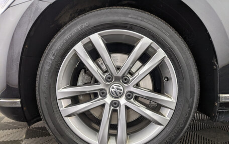 Volkswagen Passat B8 рестайлинг, 2018 год, 1 850 000 рублей, 12 фотография