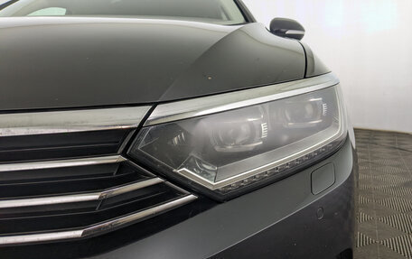 Volkswagen Passat B8 рестайлинг, 2018 год, 1 850 000 рублей, 11 фотография