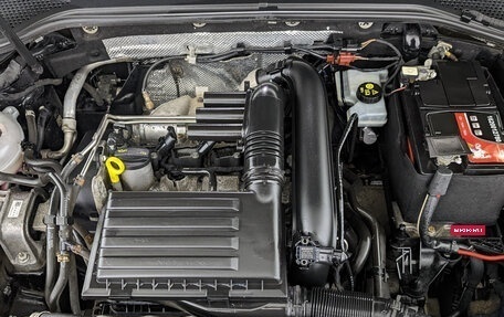 Volkswagen Passat B8 рестайлинг, 2018 год, 1 850 000 рублей, 9 фотография