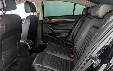 Volkswagen Passat B8 рестайлинг, 2018 год, 1 850 000 рублей, 18 фотография