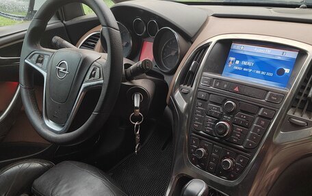 Opel Astra J, 2011 год, 400 000 рублей, 1 фотография