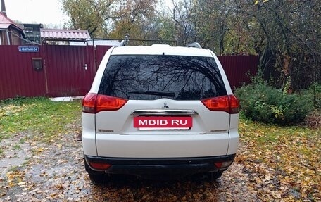 Mitsubishi Pajero Sport II рестайлинг, 2014 год, 1 895 000 рублей, 2 фотография