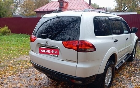 Mitsubishi Pajero Sport II рестайлинг, 2014 год, 1 895 000 рублей, 4 фотография