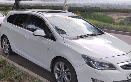 Opel Astra J, 2011 год, 400 000 рублей, 6 фотография