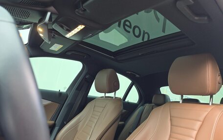 Mercedes-Benz E-Класс, 2022 год, 3 850 000 рублей, 9 фотография