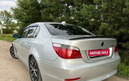 BMW 5 серия, 2004 год, 980 000 рублей, 8 фотография