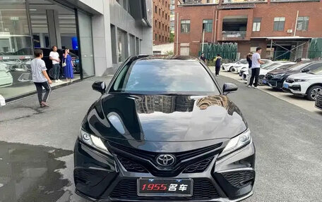 Toyota Camry, 2022 год, 2 850 000 рублей, 2 фотография