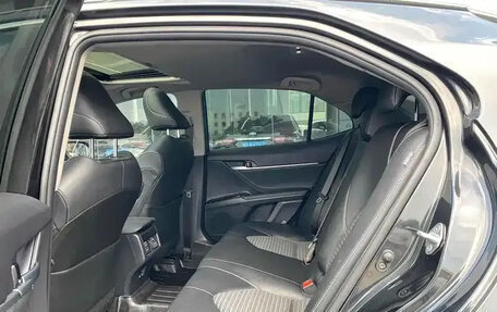 Toyota Camry, 2022 год, 2 850 000 рублей, 9 фотография
