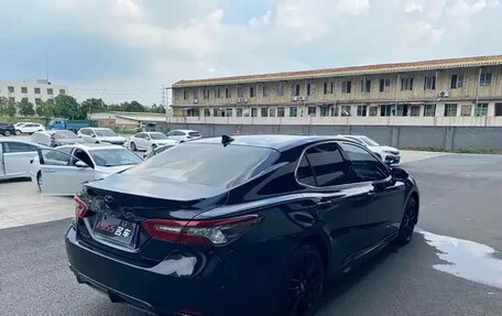 Toyota Camry, 2022 год, 2 850 000 рублей, 5 фотография
