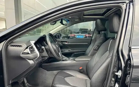 Toyota Camry, 2022 год, 2 850 000 рублей, 8 фотография