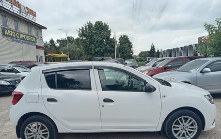 Renault Sandero II рестайлинг, 2017 год, 715 000 рублей, 5 фотография