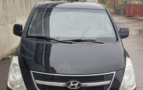 Hyundai Grand Starex Grand Starex I рестайлинг 2, 2010 год, 1 120 000 рублей, 2 фотография