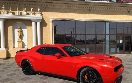 Dodge Challenger III рестайлинг 2, 2022 год, 9 500 000 рублей, 21 фотография