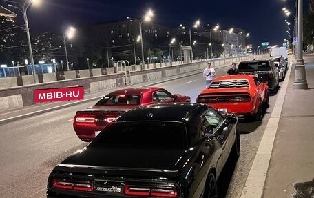 Dodge Challenger III рестайлинг 2, 2022 год, 9 500 000 рублей, 24 фотография