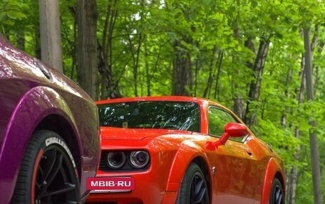 Dodge Challenger III рестайлинг 2, 2022 год, 9 500 000 рублей, 25 фотография