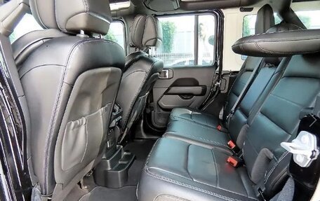 Jeep Wrangler, 2022 год, 4 216 000 рублей, 6 фотография