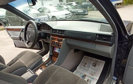 Mercedes-Benz E-Класс, 1995 год, 495 000 рублей, 15 фотография