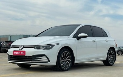 Volkswagen Golf VIII, 2022 год, 1 843 000 рублей, 1 фотография