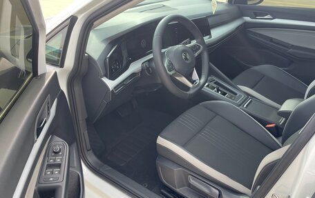 Volkswagen Golf VIII, 2022 год, 1 843 000 рублей, 14 фотография