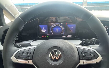 Volkswagen Golf VIII, 2022 год, 1 843 000 рублей, 33 фотография