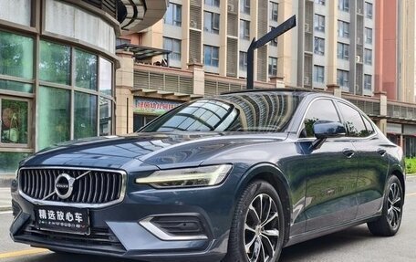 Volvo S60 III, 2022 год, 2 150 000 рублей, 1 фотография