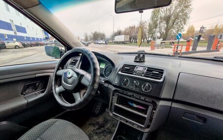 Skoda Fabia II, 2010 год, 330 000 рублей, 12 фотография