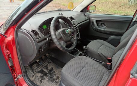 Skoda Fabia II, 2010 год, 330 000 рублей, 9 фотография