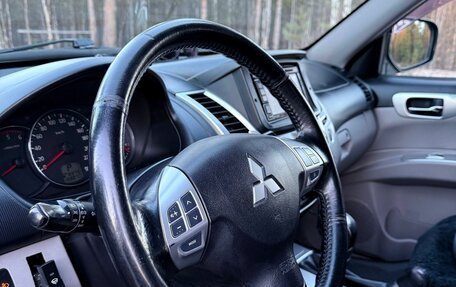 Mitsubishi Pajero Sport II рестайлинг, 2011 год, 1 699 999 рублей, 22 фотография