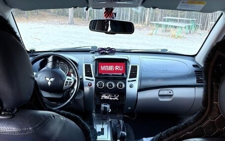 Mitsubishi Pajero Sport II рестайлинг, 2011 год, 1 699 999 рублей, 29 фотография