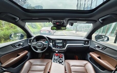 Volvo S60 III, 2022 год, 2 150 000 рублей, 14 фотография