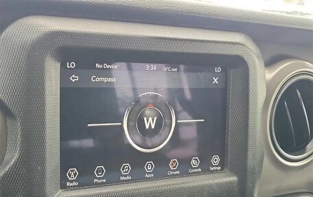 Jeep Wrangler, 2021 год, 3 765 000 рублей, 27 фотография