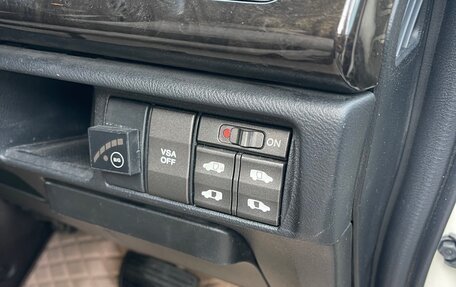 Honda Elysion I, 2010 год, 1 650 000 рублей, 6 фотография