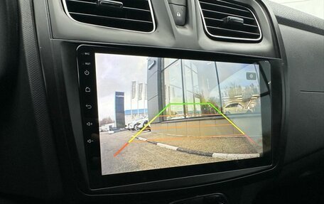 Renault Sandero II рестайлинг, 2015 год, 849 000 рублей, 12 фотография