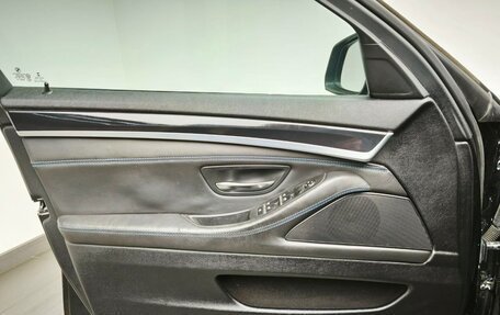 BMW 5 серия, 2015 год, 2 049 000 рублей, 11 фотография