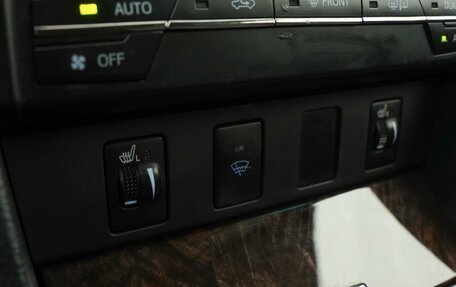 Toyota Camry, 2016 год, 1 850 000 рублей, 16 фотография