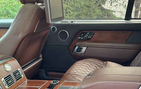 Land Rover Range Rover IV рестайлинг, 2019 год, 8 700 000 рублей, 12 фотография